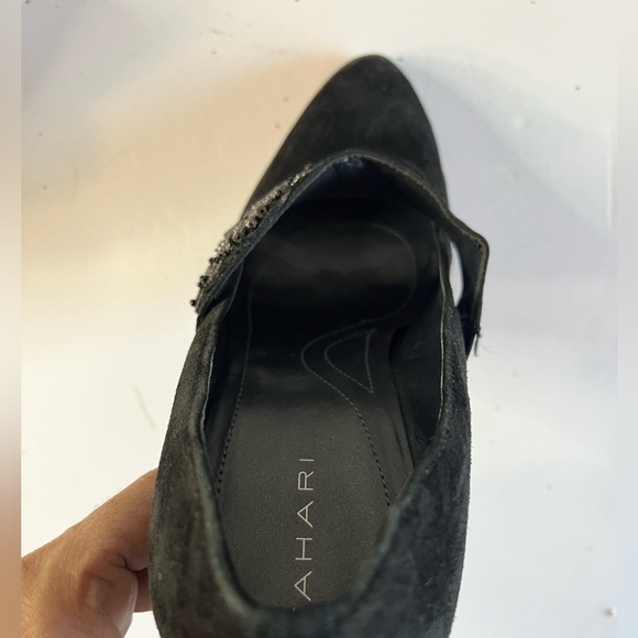 Tahari Women’s Black Suede Mary Jane Heels | Style: Eva | Size 8.5M - Picture 3 of 14